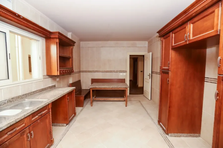 Apartment For Sale 305m Kafr Abdou (San Geiny Square - Lotus Tower )