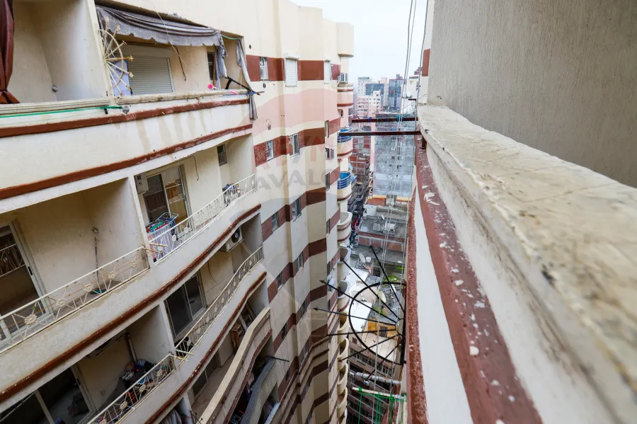 شقة للبيع 105 م فلمنج (ش مصطفي كامل)