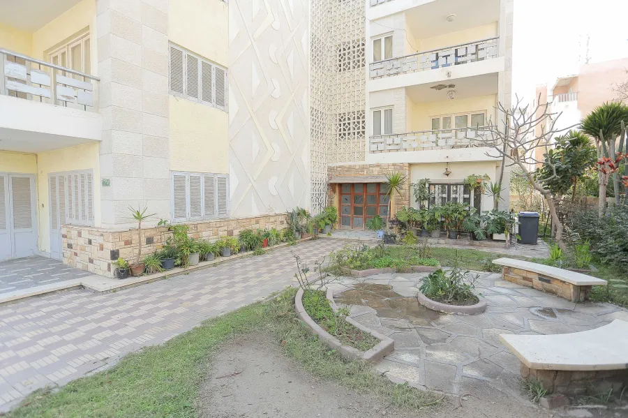 Registered Building For Sale 640m El-Mamoura