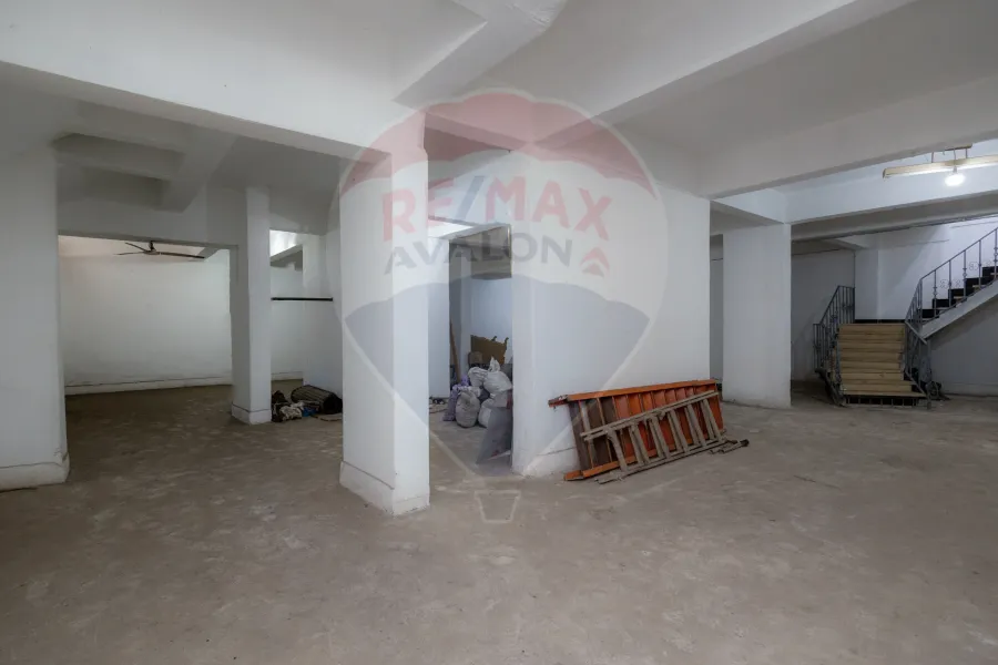 Commercial shop for rent 340 m Miami (In front of El Sherif Markets)