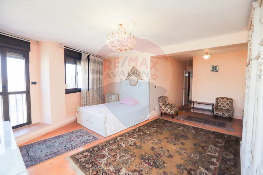 Apartment For Sale 240 m Smouha ( Front Of Smouha Club )