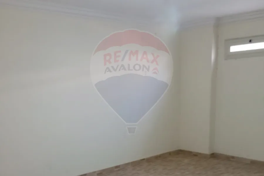 Apartment for sale 192 m Shatby (Mohamed Shafiq St.)