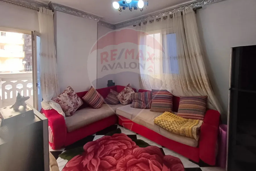 Apartment for sale 130 m Saba Pasha (steps from Abou Qir St. and tram)