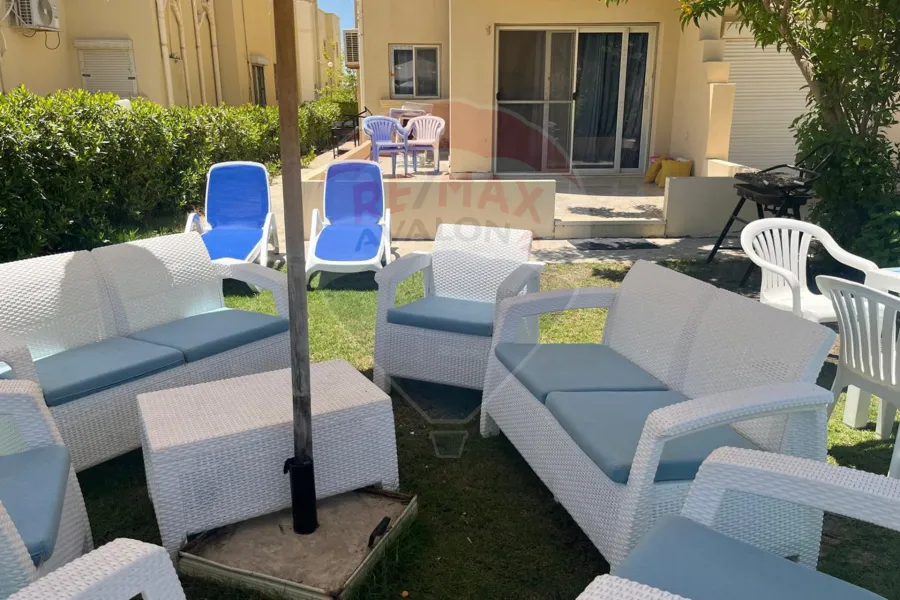 Townhouse villa for sale (Estella Heights) 245 m