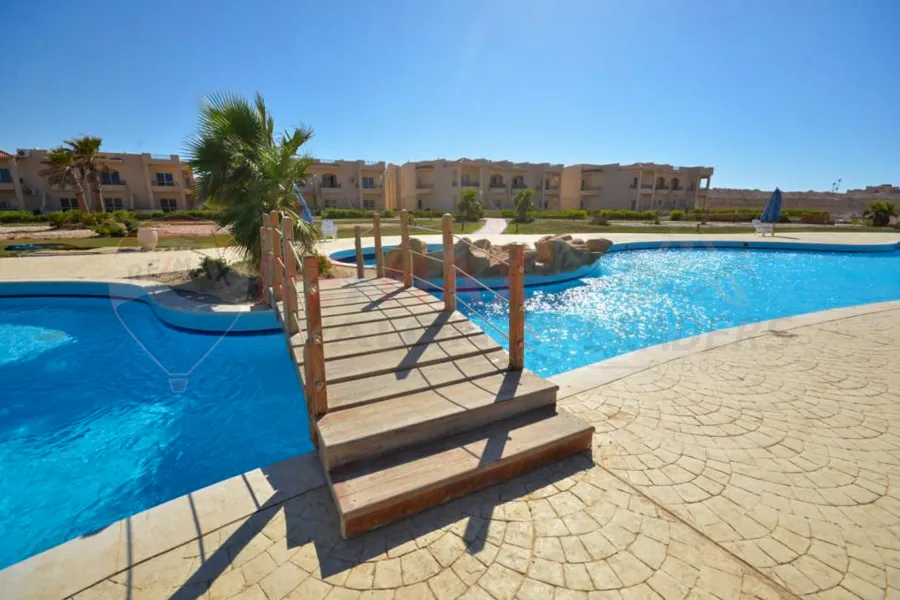 Ground chalet + garden for sale (Coral Hills - Ras Al-Hikma) 65 m