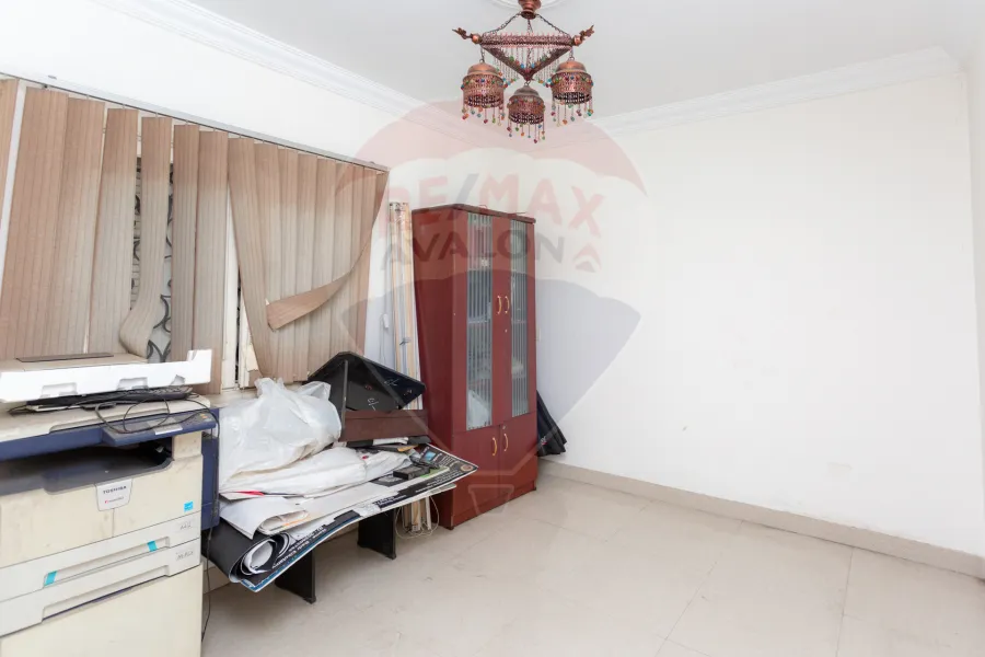 Administrative apartment for sale 163 m Camp Shizar (Main Port Said St.- Brand Building)