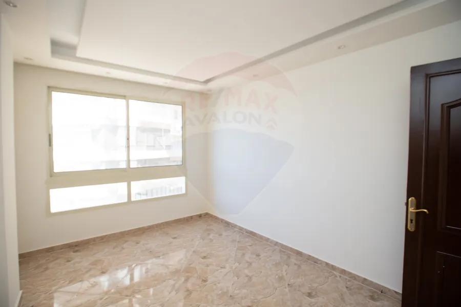 شقة للبيع 156 م المندرة (خلف مساكن شيراتون المنتزه)