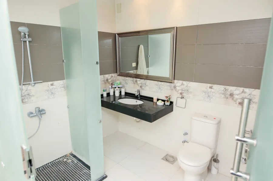 دوبلكس للبيع 500م سبورتنج - خطوات من ش أبو قير