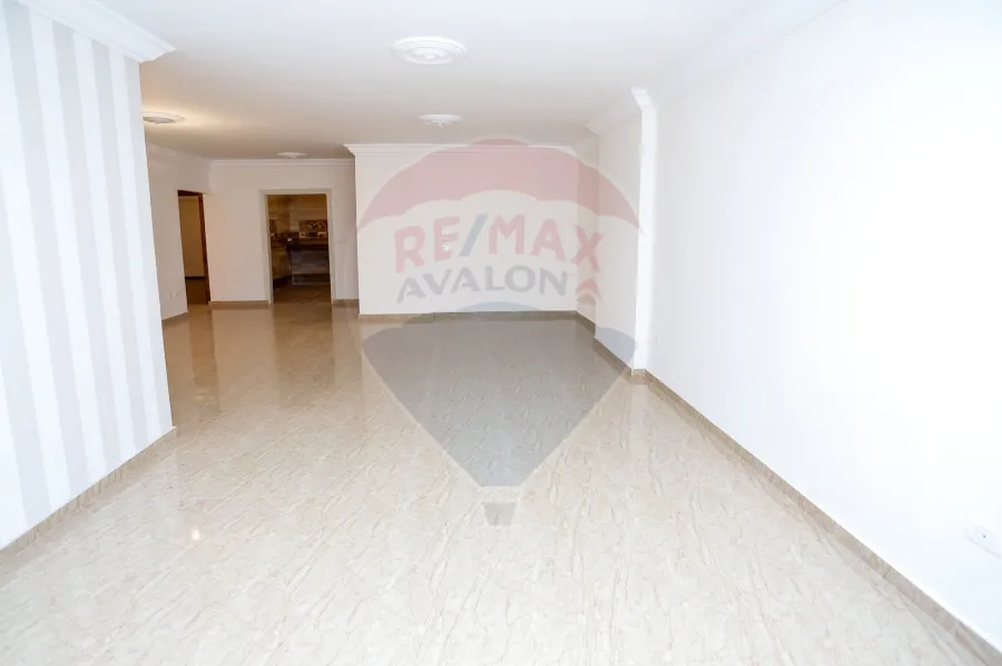 Apartment for sale 280m Tharwat (Abdel Hamid Tharwat St.)