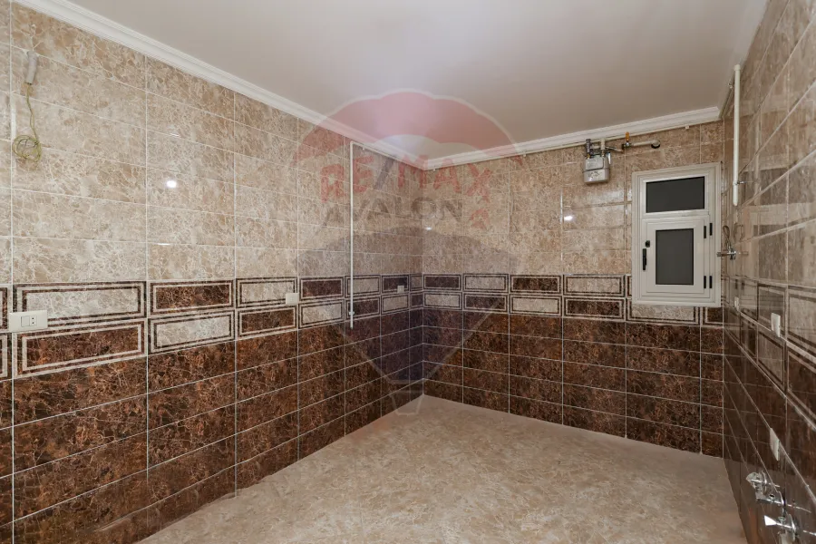 Apartment for sale 193 m Louran (directly on the tram - Brand Building)