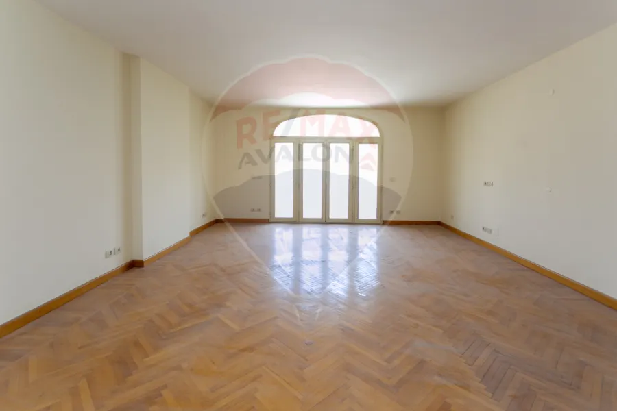 شقة للبيع 248 م سموحة ( ش فوزي معاذ رئيسي - برج اللوتس