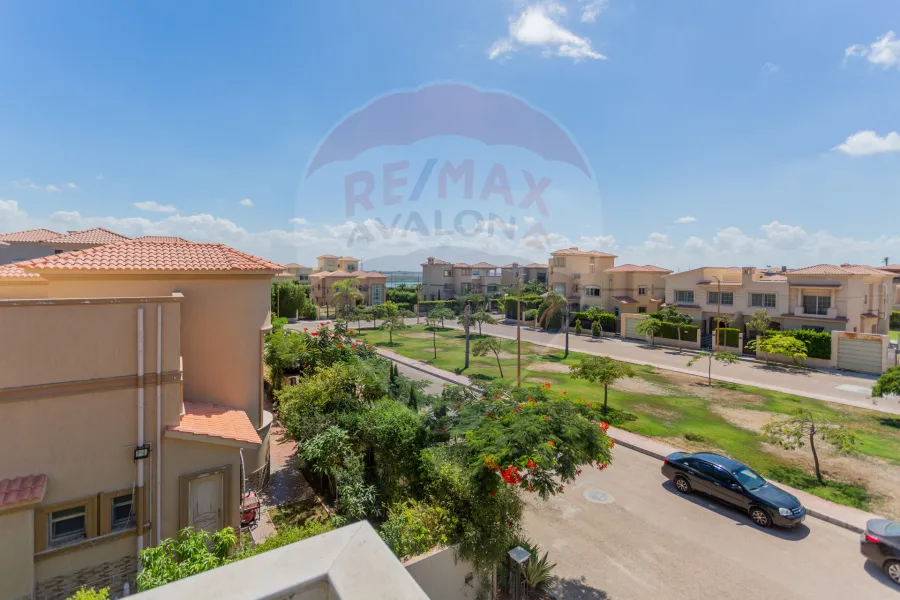 Stand alone villa for sale 1,038 m Alex west (Model V2 - Antoniadis)