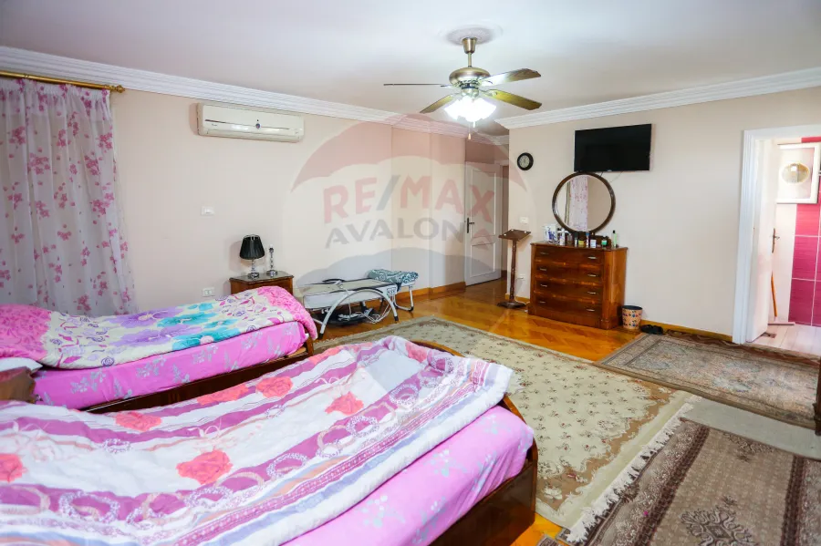 شقة للبيع 600م لوران ( خطوات من ش شعراوي )