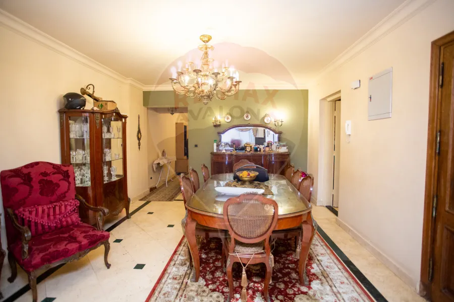 Apartment for sale 218 m Louran (directly on the sea)