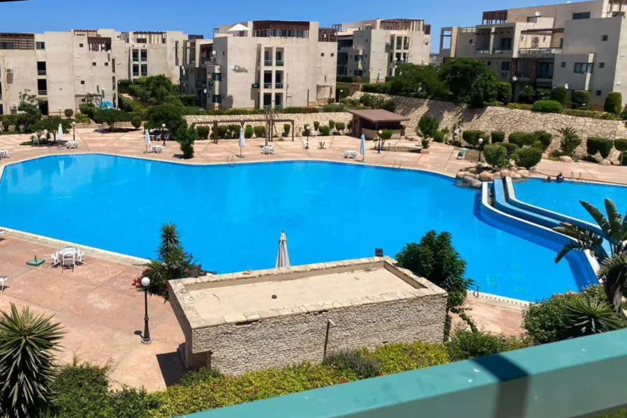 شاليه للبيع (مينا 4) 225 م