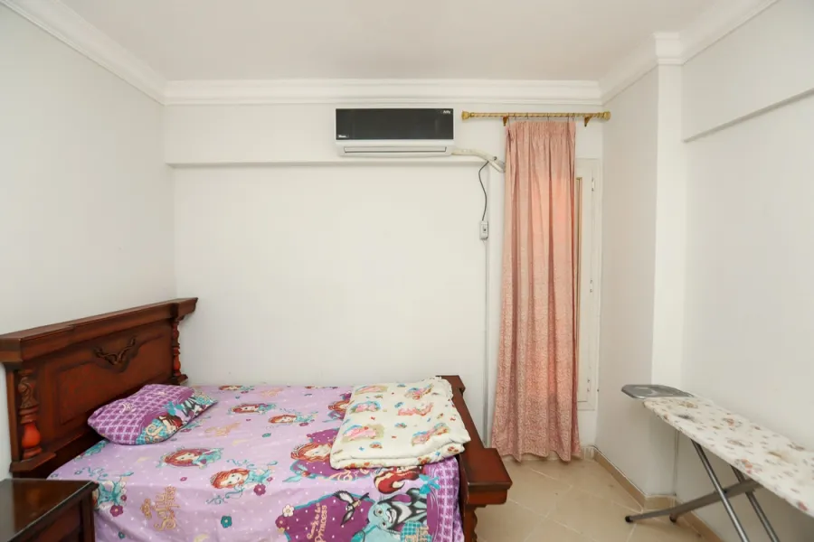 Furnitued apartment for rent 182m El-Montazah