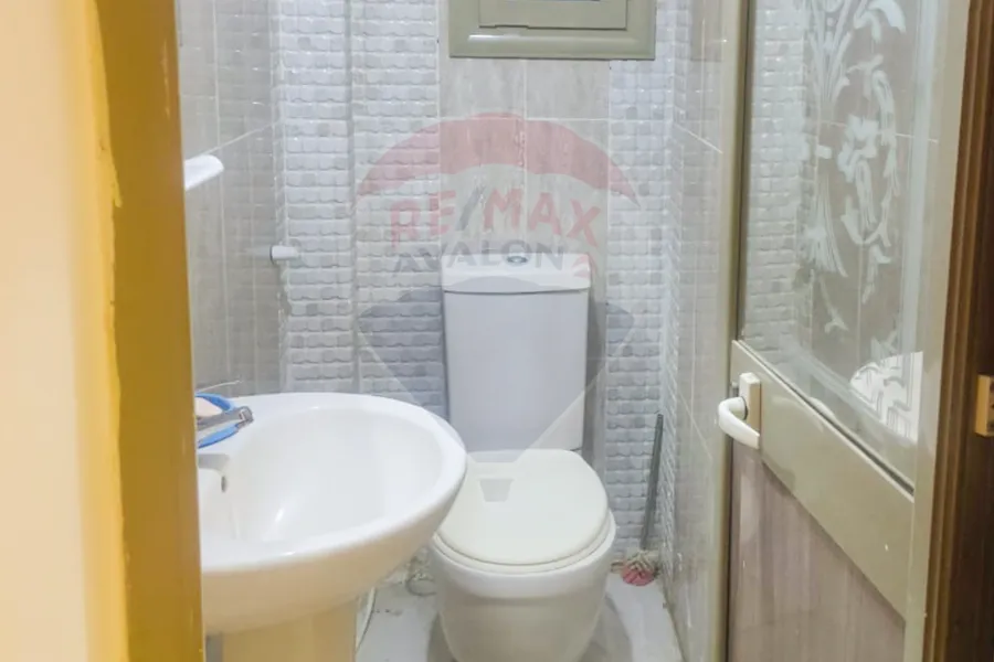 Apartment for sale 100 m Louran (first number from the sea) - 2,850,000 EGP