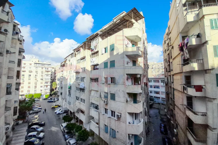 Apartment For Rent 200 m Smouha  (Ismail Sari st - Behind the Pharmacists Syndicate)