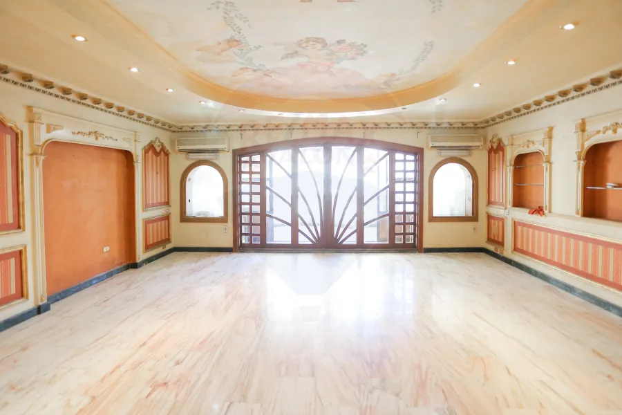 شقه للبيع 280 م سموحة (شارع 50 - بجوار نقابه الاطباء)