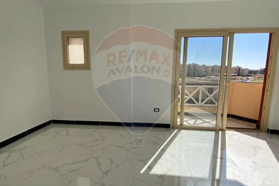 فيلا ستاند الون للبيع (بيرلا مارينا) 250 م