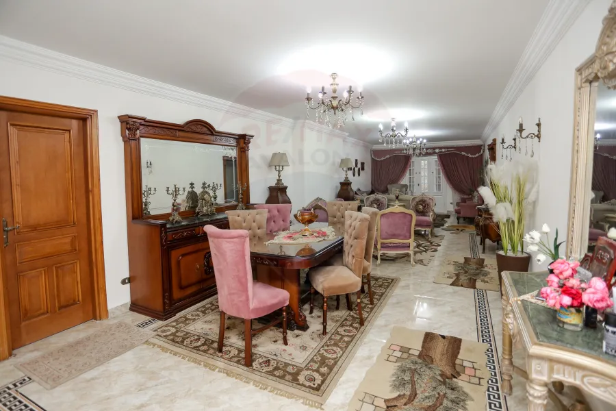 Apartment For sale 185 m Zizinia (Mostafa Abdel Razek St.)