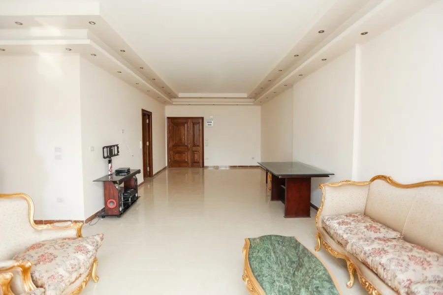 Apartment for sale 375m Victoria (Tram Station)