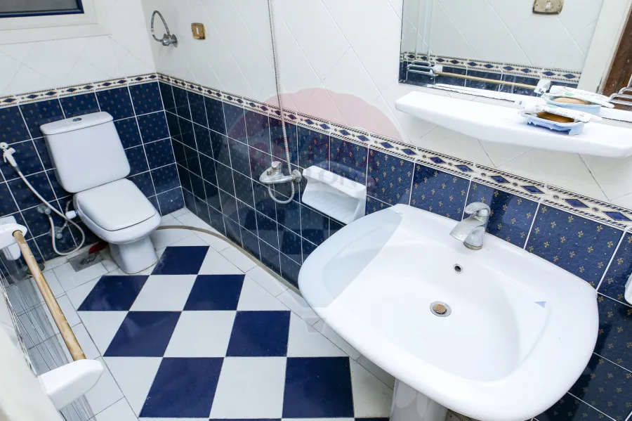 Administrative Unit For Rent 200 m Sidi Bishr (Num.1 From Esawy St.)