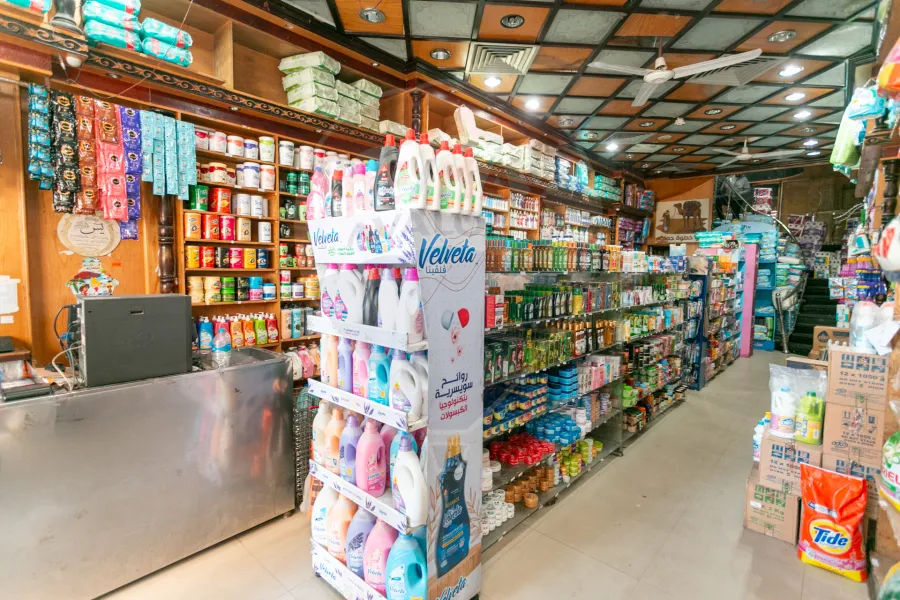 محل للبيع 70 م + 263 م ميزان فلمنج (علي الترام مباشرة)