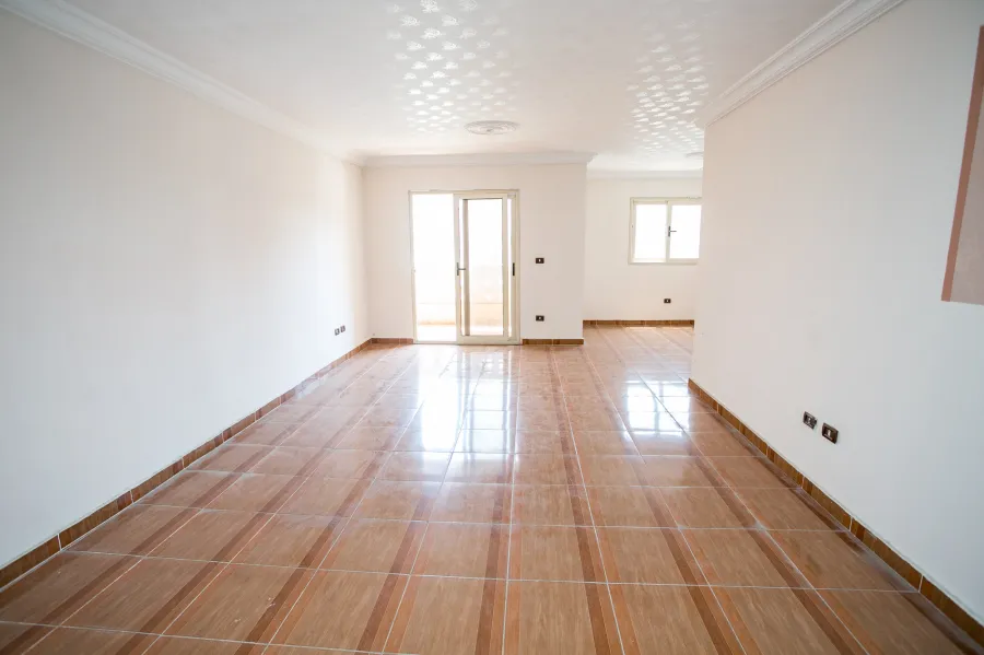 Apartment for sale 165m Gleem - Near to Abo Qir St