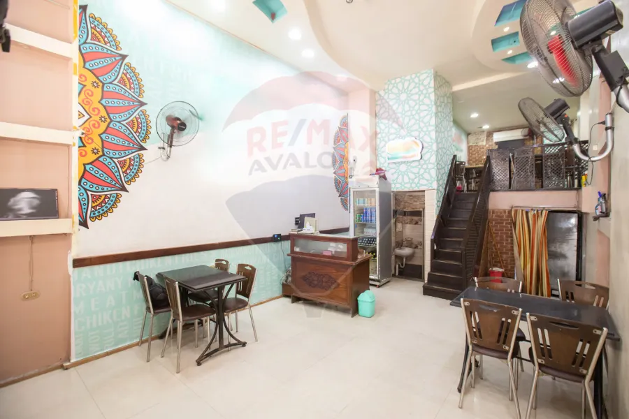 محل للبيع  100 م ميامى (شارع 45 الرئيسى)