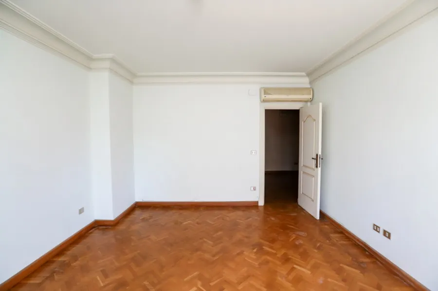 Apartment For Sale 305m Kafr Abdou (San Geiny Square - Lotus Tower )