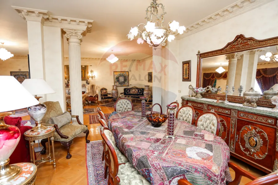 شقة للبيع 315 م كفر عبده (خطوات من ميدان سانت جيني)