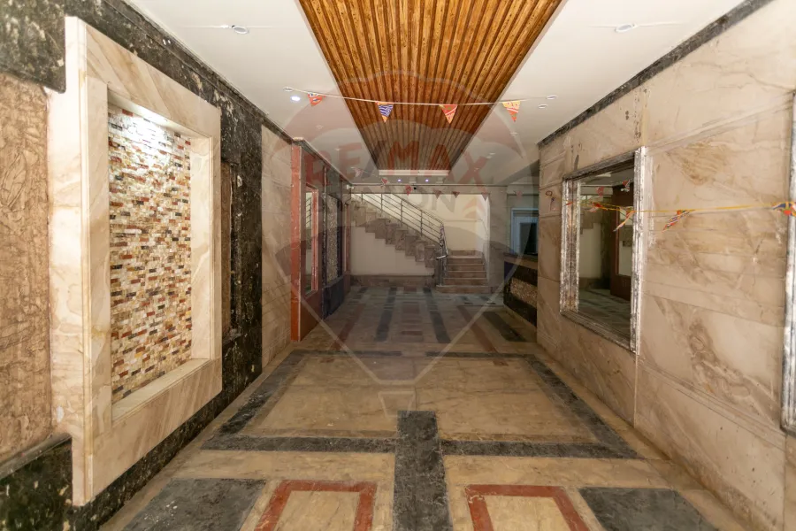 شقة للبيع 200 م سموحة (خطوات من كوبري 14 مايو)