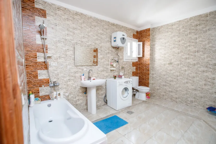 شقة للبيع 210م سبورتنج (ش الأقصر)