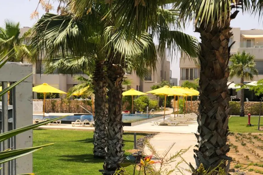 Junior ground chalet with garden for sale (Hacienda bay - Sidi Abdelrahman) 175 m