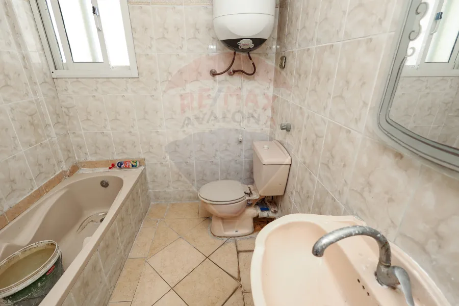 Apartment for sale 130 m camp chezar (Steps from the collage of Engineering)
