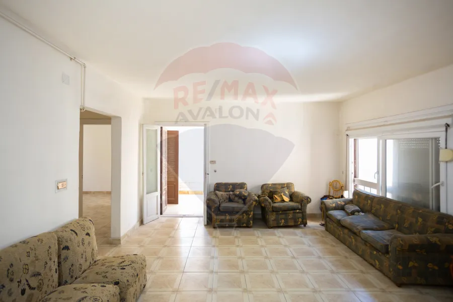 شقة للبيع 116 م سيدي جابر ( ابراج مصطفى كامل)