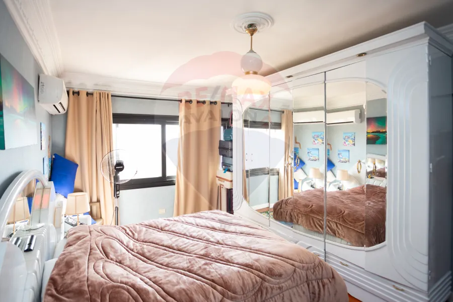 شقة للبيع 235 م رشدي (ش ابو قير)