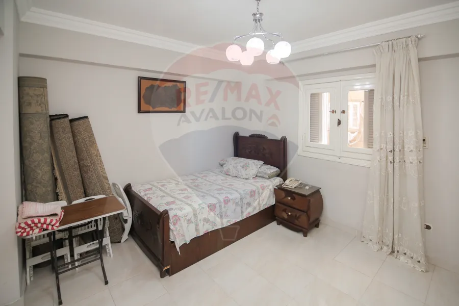 شقة للبيع 100 م سبورتنج (خلف فندق جدة)