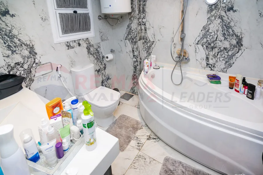 Apartment for sale 245 m Zezinia (Abo Qir St)