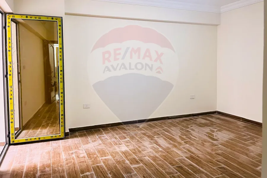 شقة للايجار 175 م سابا باشا (ش أبو قير)