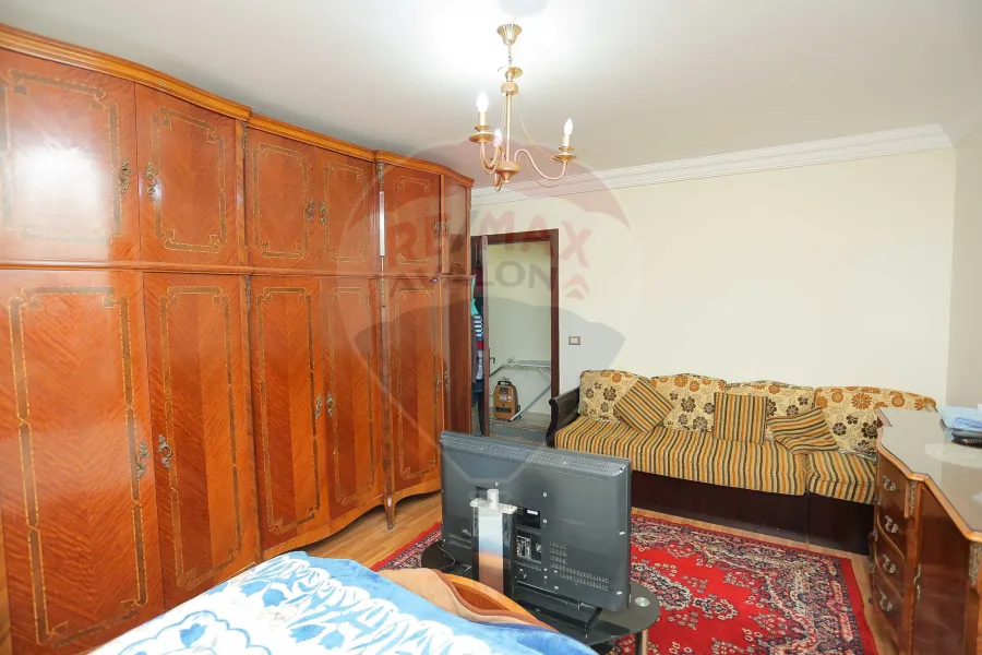 Apartment For Sale 215 m Roushdy (Aziz Shnouda Tower)