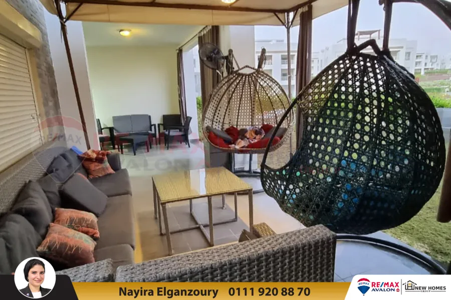 شاليه بحديقة للبيع 144 م الساحل الشمالي ( قرية امواج)