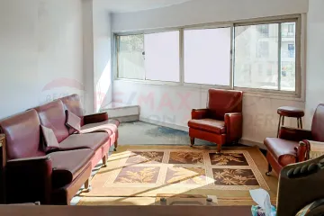 مقر اداري للبيع 75 م سبورتنج (علي الترام مباشرة)