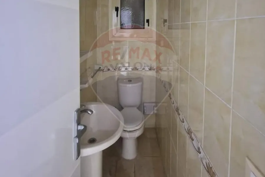 Apartment for sale 150 m in Sidi Bishr (fourth number from the sea)