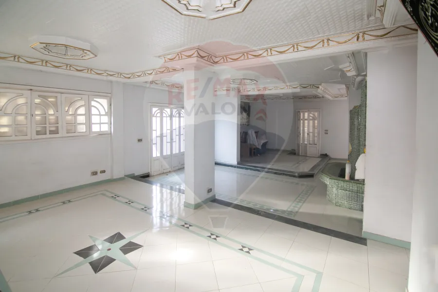 Duplex apartment for sale 250 m Gleem (branched from Zahran Rushdi Street)