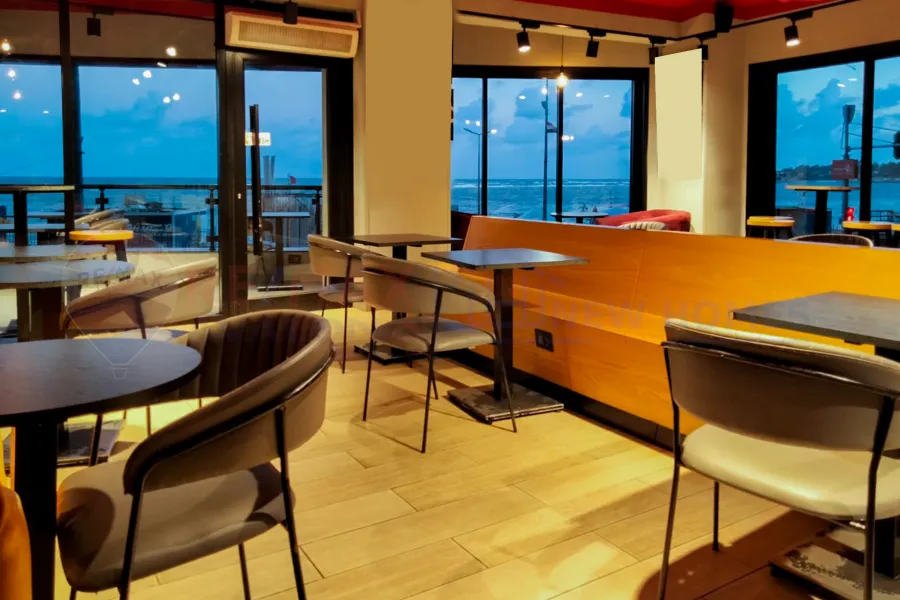 محل  بعائد استثماري للبيع 200 م المندرة (على البحر مباشرة) بتسهيلات في السداد