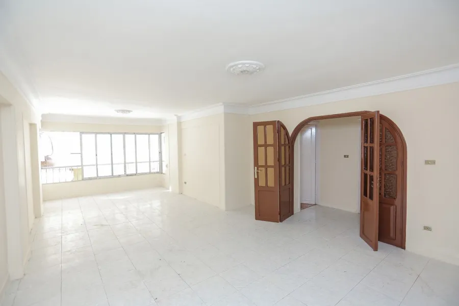 Apartment for sale 140m Smouha (Bahaa Eldin El-ghatwary St.)