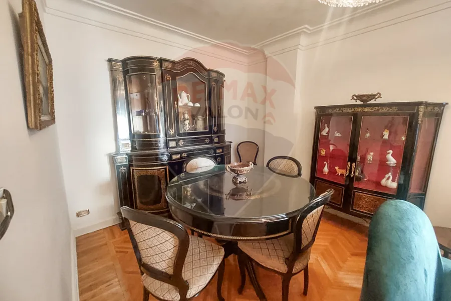 Furnished apartment for rent 120 m San Stefano (Directly On The Tram)