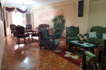 شقة للبيع 215 م فيكتوريا ( ش الجلاء )